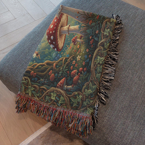 Mushroom Woven Cotton Throw Blanket – Bohemian Cottagecore Nature Tapestry