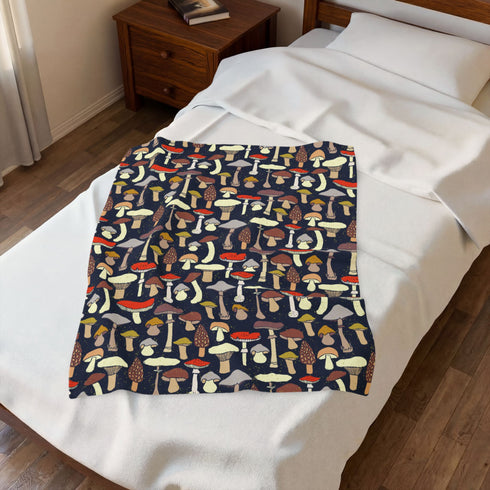 Mushroom Velveteen Plush Blanket – Cosy Woodland Throw for Home & Cabin Decor