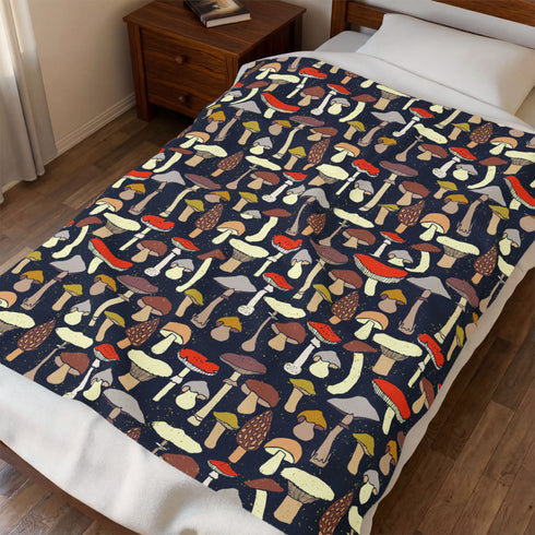 Mushroom Velveteen Plush Blanket – Cosy Woodland Throw for Home & Cabin Decor